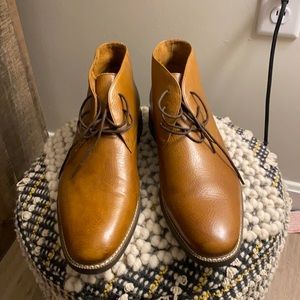 HOLIDAY SALE - Leather Shoes - Like New